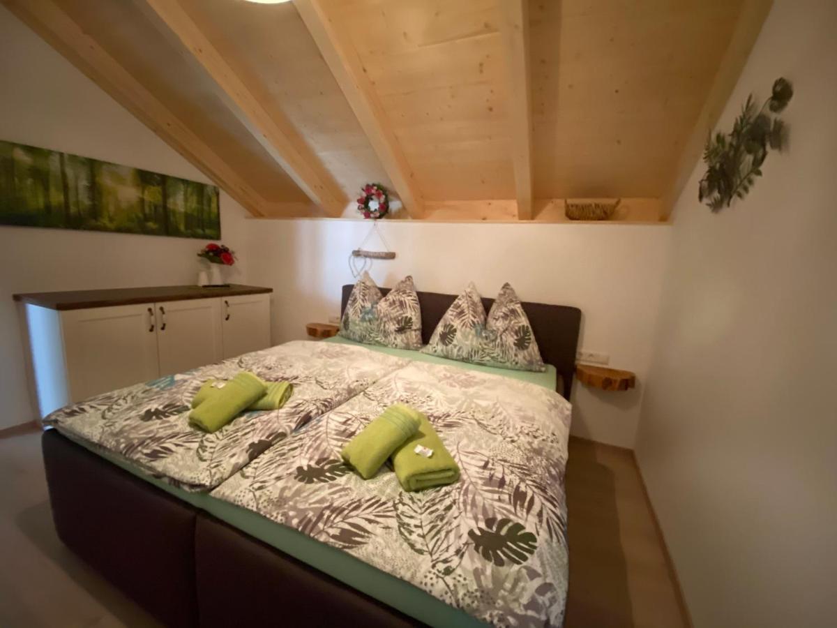 Apartments Edelweiss & Enzian - Gaestehaus Zum Fuchs Hermagor-Pressegger See Zewnętrze zdjęcie
