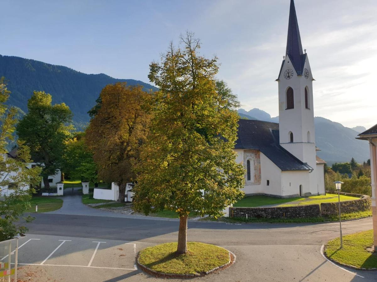Apartments Edelweiss & Enzian - Gaestehaus Zum Fuchs Hermagor-Pressegger See Zewnętrze zdjęcie