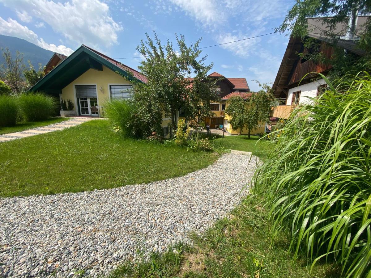 Apartments Edelweiss & Enzian - Gaestehaus Zum Fuchs Hermagor-Pressegger See Zewnętrze zdjęcie